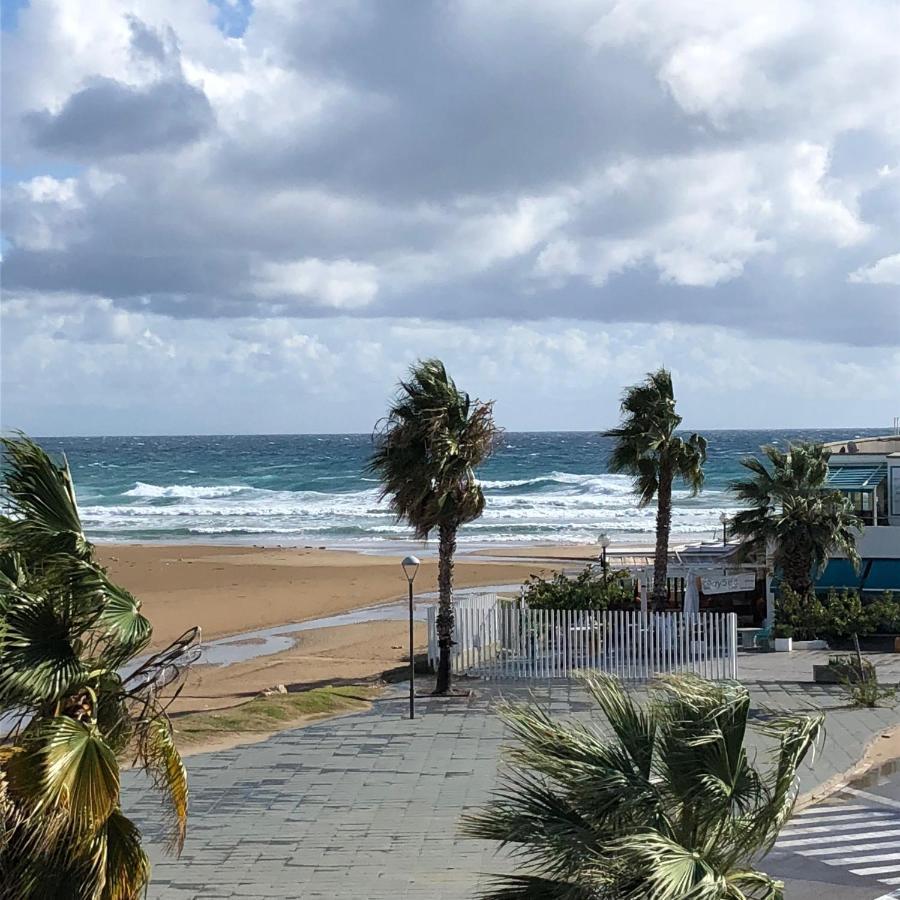 Casa Blanca Beach Apartment 托里代巴拉 外观 照片